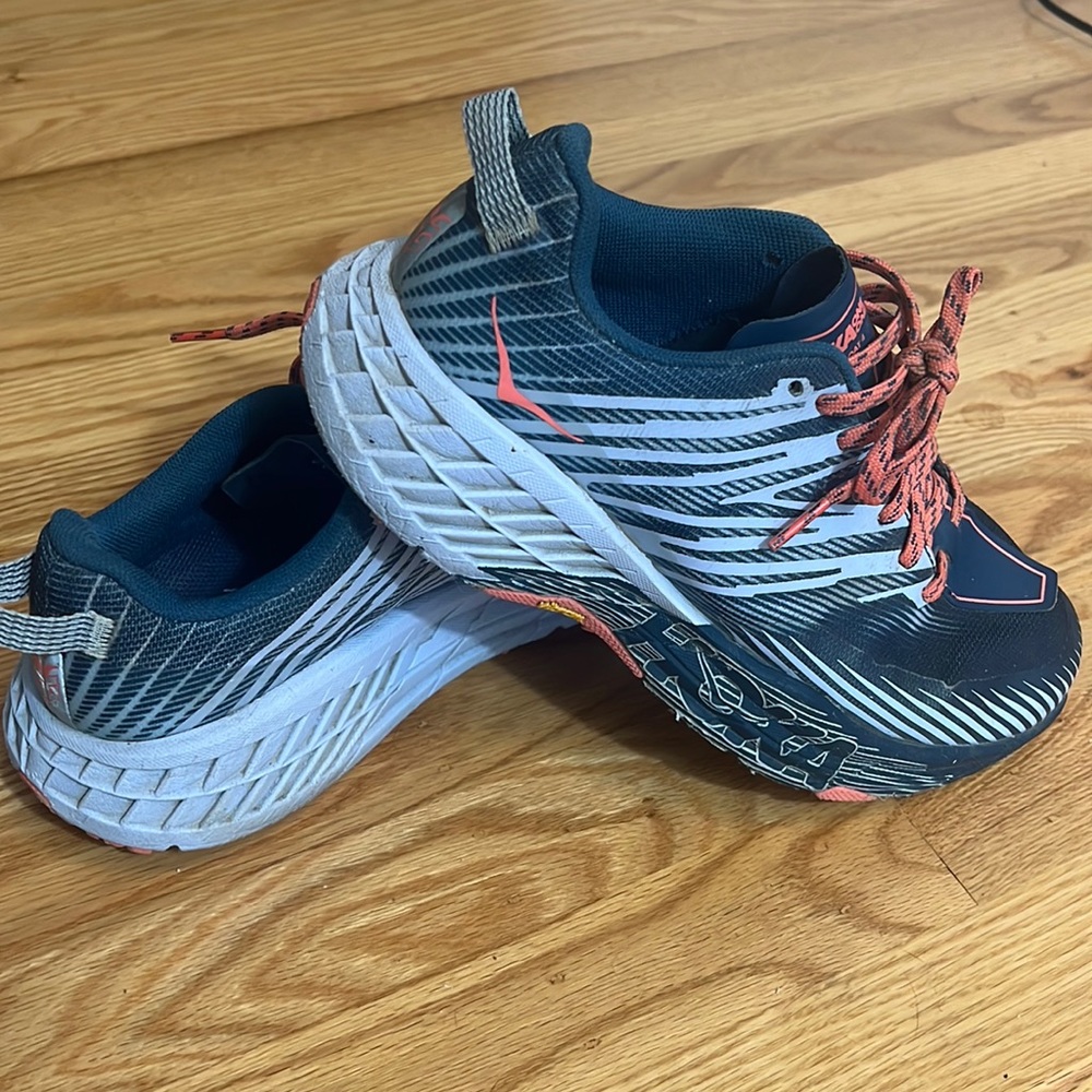 Hoka Speedgoat 4 (women’s 8wide)
